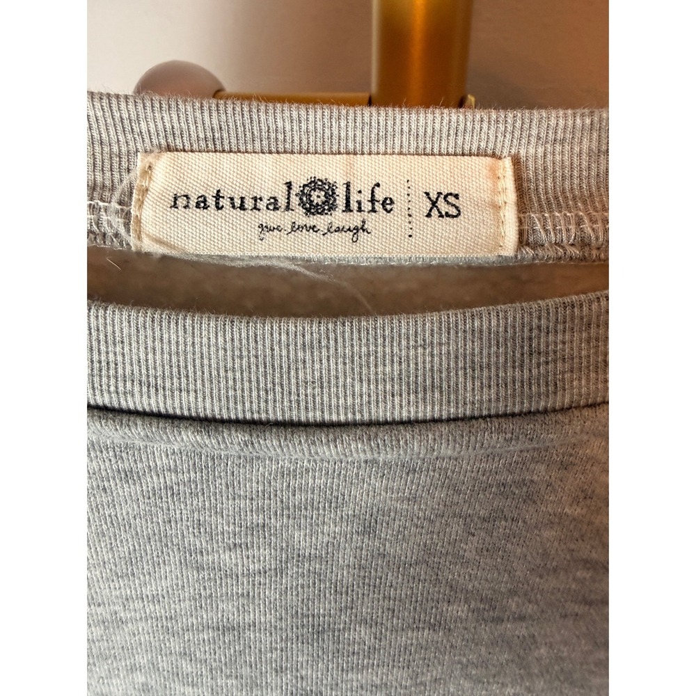 Natural Life Cropped Sweatshirt Gray‎ Stripe Sleeve Raw Hem Boho Casual XS - Picture 3 of 7